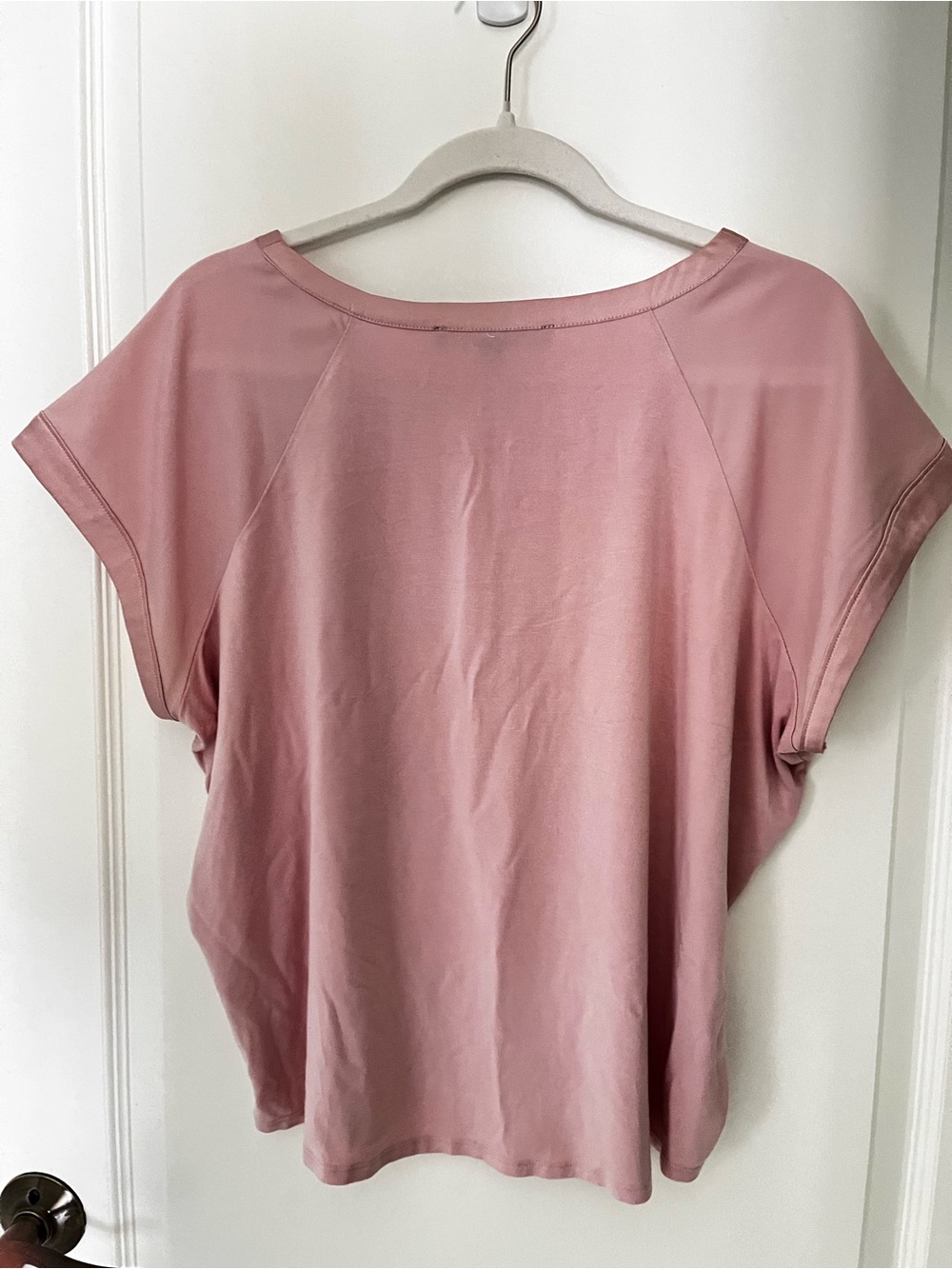 White House Black Market Blush Pink Scoop Neck Top - Picture 5 of 9